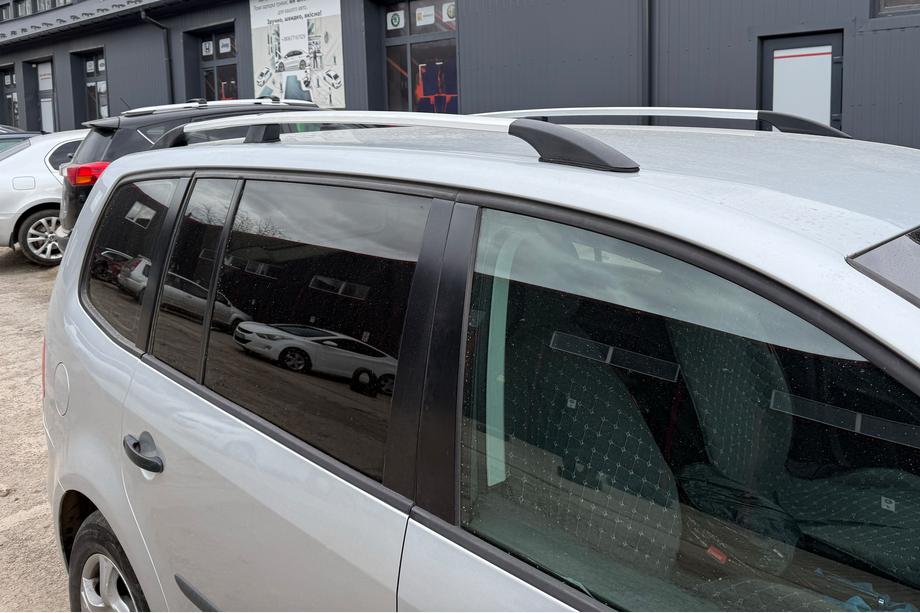 Volkswagen Touran 2010-2015 Relingi dachowe chromowane Image