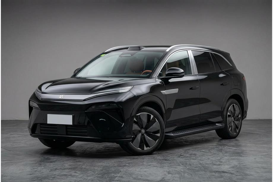 BYD Tang 2025– Progi boczne Allmond Black (2 szt., aluminium) Image
