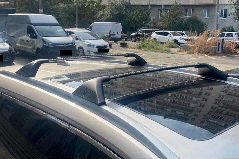 Nissan X-trail T33/Rogue 2022- Belki poprzeczne bagażnika dachowego na relingi zintegrowane OEM (2 szt.) Czarny Zdjęcia 17