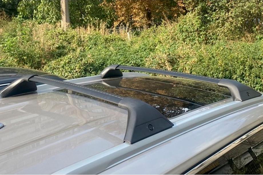 Nissan X-trail T33/Rogue 2022- Belki poprzeczne bagażnika dachowego na relingi zintegrowane OEM (2 szt.) Czarny Zdjęcia 18