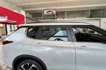 Mitsubishi Outlander 2021- Zintegrowane relingi dachowe OEM (2 szt.) zdjęcia 5