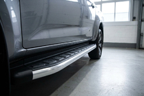 Isuzu D-Max 2019- Progi boczne Fullmond (2 szt., Aluminium) zdjęcia 1