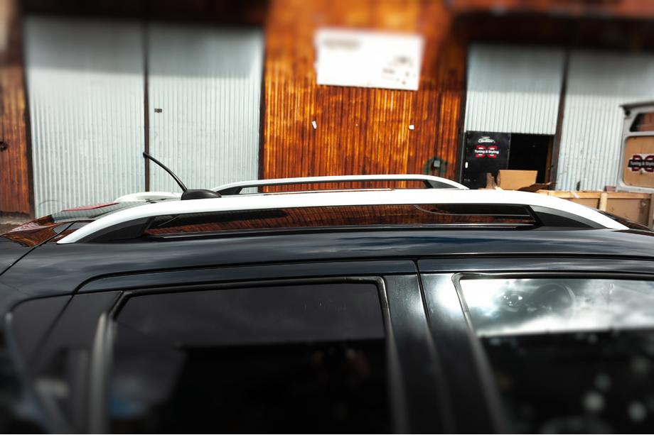 Nissan Juke 2010-2019 Relingi dachowe CROWN (szary mat) Image