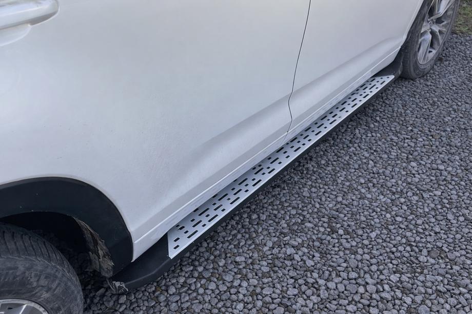 Toyota Highlander 2013-2019 Progi Design Oryginalny (dla EU i USA, 2 szt, Aluminium) Image
