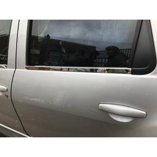Listwy Ozdobne Szyb (4 szt, Stal Nierdzewna) Nissan Terrano 2014- zdjęcia 4