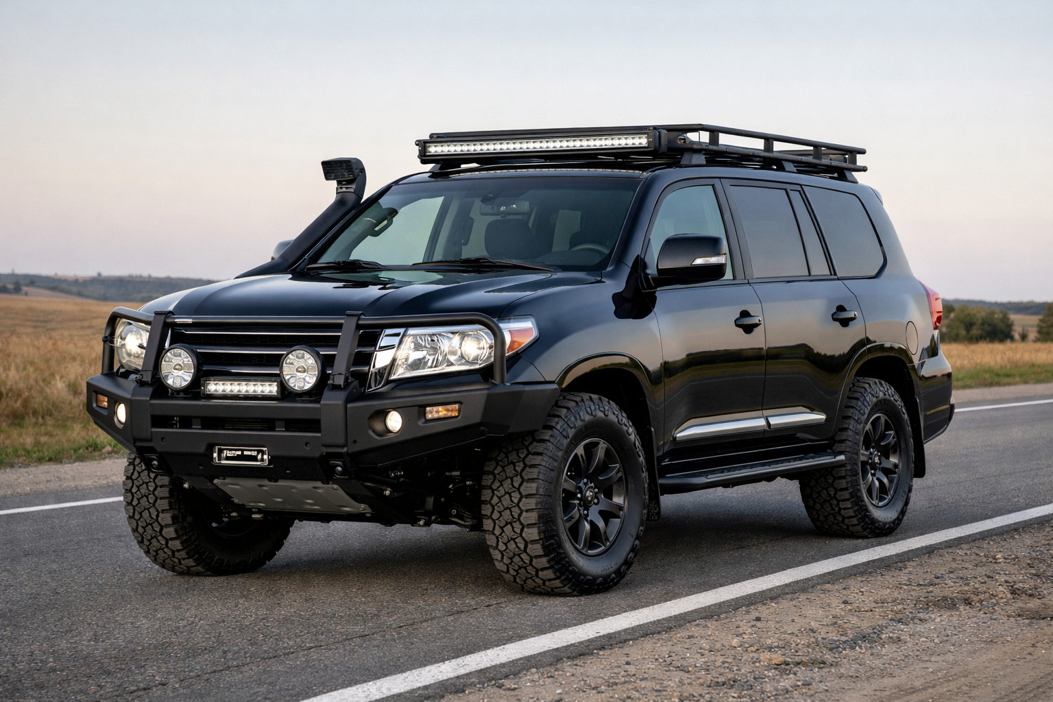 Toyota Land Cruiser 200: upgrade na trasę bez druciarstwa