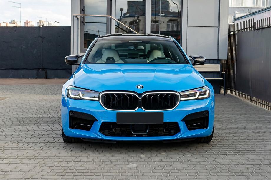 BMW Seria 5 G30/G31 2017–2023 Nerki M-Look V1 LED (2021-2023, czarny połysk) Image