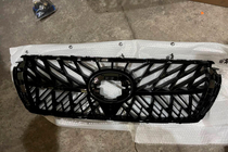 Toyota Land Cruiser 200 2007-2021 Wyprzedaż Grill chłodnicy 2012-2016 (TRD) zdjęcia 2