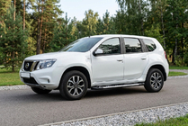 Nissan Terrano 2014- Progi boczne Sunrise (2 szt., aluminium) zdjęcia 1