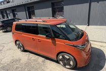 Volkswagen ID BUZZ 2022- Relingi Dachowe Chromowane (Turecki Design) Stopa Metalowa zdjęcia 7