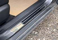 Nissan X-trail T32/Rogue 2014-2021 Nakładki progowe OmsaLine (4 szt, stal nierdzewna) zdjęcia 1
