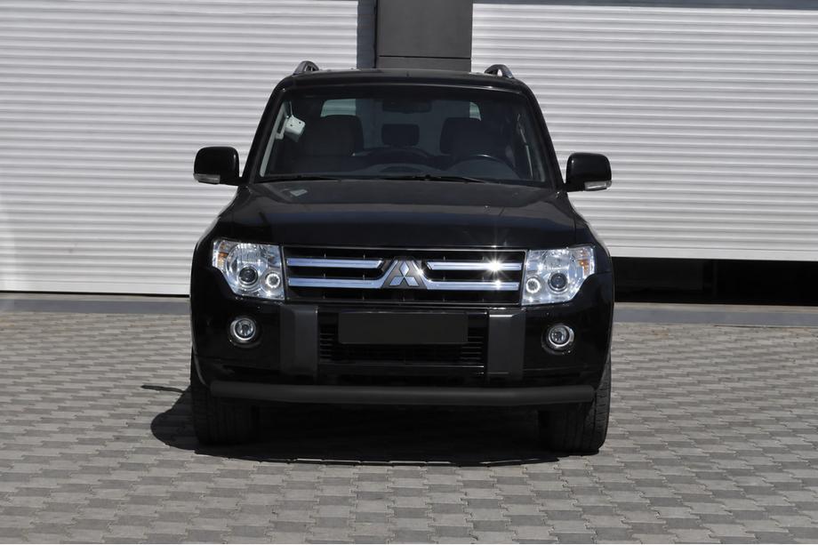Mitsubishi Pajero Wagon IV 2006-2021 Orurowanie przednie ST008 Black (stal nierdzewna) Image