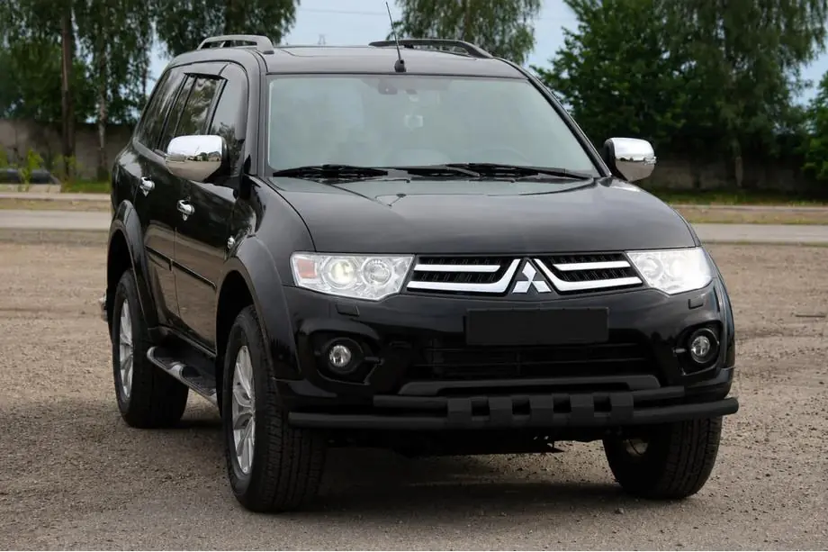Mitsubishi L200 2006-2015 Orurowanie przednie ST015 Black (stal nierdzewna) Image