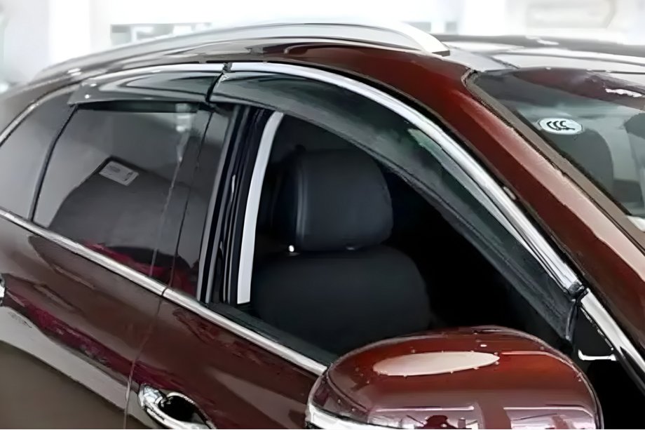 Lexus LS 2007-2017 Deflektory szyb z chromowaną listwą Long (HIC, 4 szt) Image