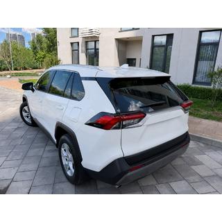 Zintegrowane relingi dachowe szare OEM V2 (Aluminium) Toyota Rav 4 2019–2025 zdjęcia 2