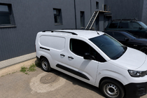 Citroen Berlingo/Multispace 2018- Relingi dachowe czarne (turecki design) Standard, plastikowe stopki zdjęcia 3