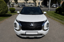 Mitsubishi Outlander 2021- Zintegrowane relingi dachowe czarne OEM (Aluminium) zdjęcia 3