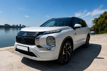 Mitsubishi Outlander 2021- Zintegrowane relingi dachowe czarne OEM (Aluminium) zdjęcia 4