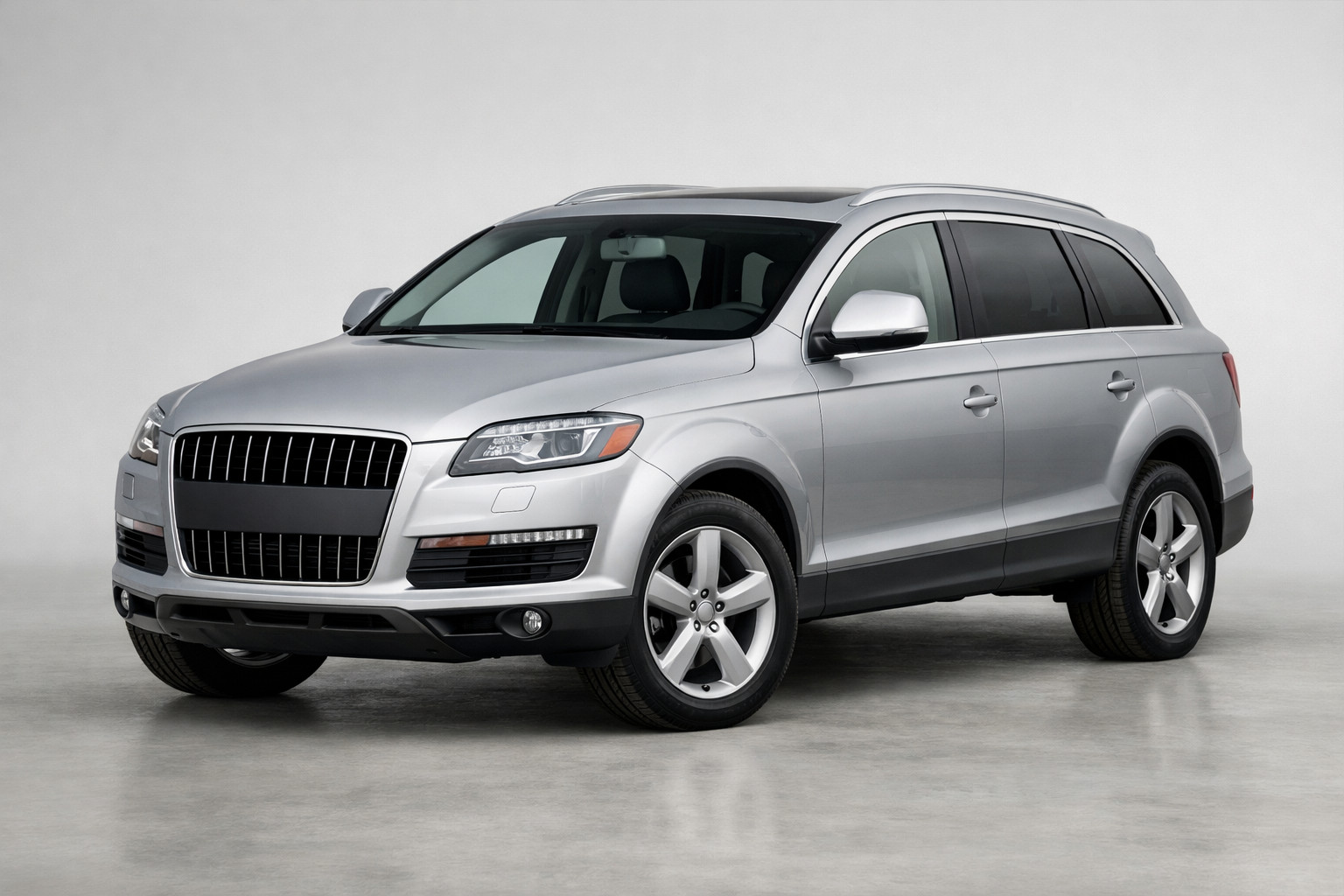 Audi Q7 2005–2015: duży rodzinny SUV bez bajek – przegląd