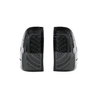 Lampy tylne V1 (2 szt.) Toyota Hilux 2015- zdjęcia 2