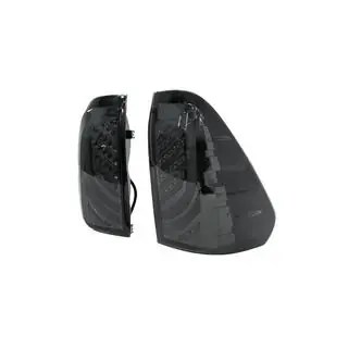 Lampy tylne V1 (2 szt.) Toyota Hilux 2015- zdjęcia 4