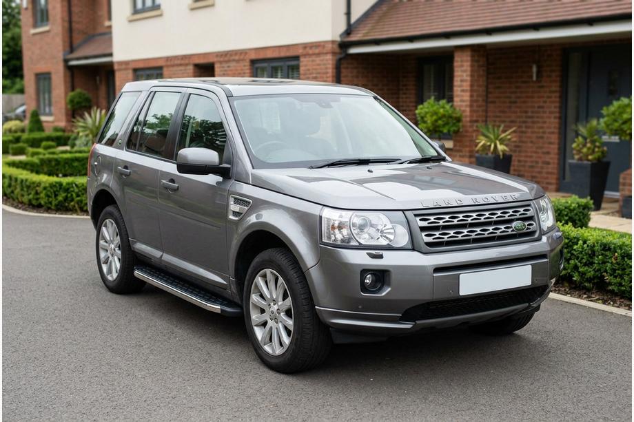 Land Rover Freelander II 2006–2014 Progi Boczne BlackLine (2 szt, Aluminium) Image