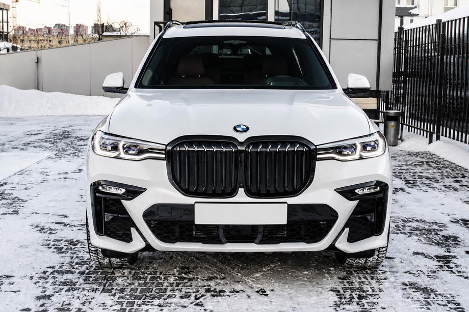 BMW X7 G07 2019- Zderzak przedni M-Sport (2019-2023) Image