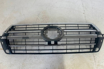 Toyota Land Cruiser 200 2007-2021 Wyprzedaż Grill chłodnicy 2016-2021 (design 2019) Z kamerą zdjęcia 2