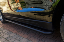 Audi Q5 2008-2017 Progi boczne Premium Black (2 szt., stal nierdzewna) zdjęcia 1