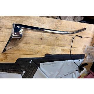 Wyprzedaż brewka na reflektor lewa (1 szt., do LED) Toyota Land Cruiser Prado 150 2009-2023 zdjęcia 2