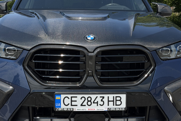 BMW X5 G05 2018 → X5M 2025: pełny upgrade z karbonowym body kitem i kierownicą M Zdjęcie 15