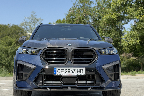 BMW X5 G05 2018 → X5M 2025: pełny upgrade z karbonowym body kitem i kierownicą M Zdjęcie 14