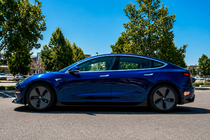 Tesla Model 3 2017- Dokładka przedniego zderzaka Lip Fast (do 2017-2023) zdjęcia 9