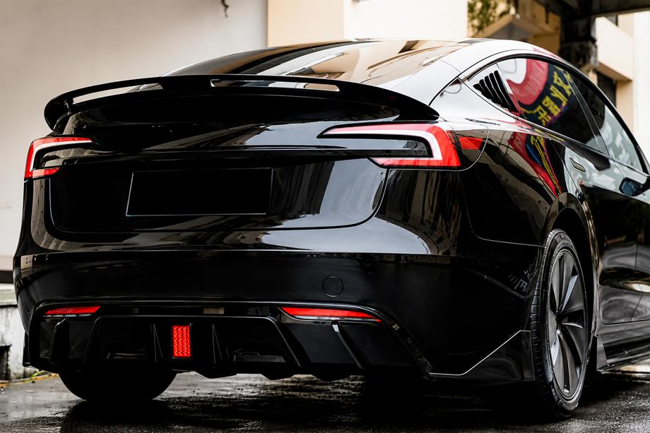 Tesla Model 3 2017- Spoiler Turbo (dla 2024+) Image