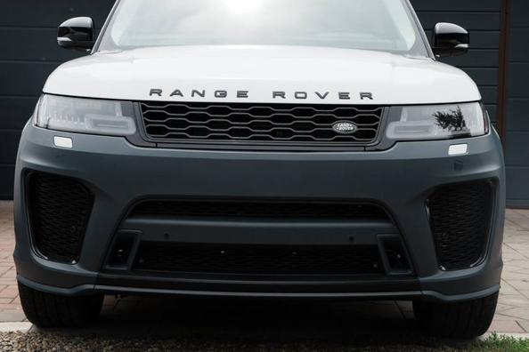 Naprawa i tuning Range Rover Sport 2018: zderzaki SVR przedni i tylny