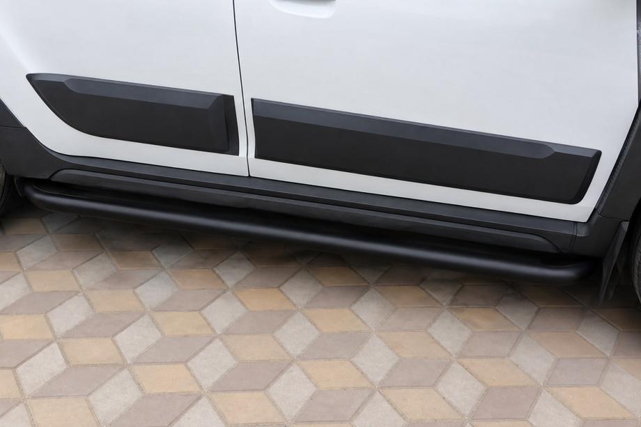 Dacia Duster 2018-2024 Progi boczne / stopnie Premium (2 szt., stal nierdzewna) Black Image