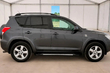 Kompleksowy montaż osłon na Toyota RAV4: przedni bullbar, progi boczne i tylna rura zdjęcia 3