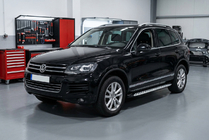 Volkswagen Touareg 2010-2018 Progi Boczné Shining V1 (2 szt., Aluminium) zdjęcia 1