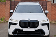 BMW X7 G07 2019–: montaż zestawu liftingu LCI M-Performance zdjęcia 1