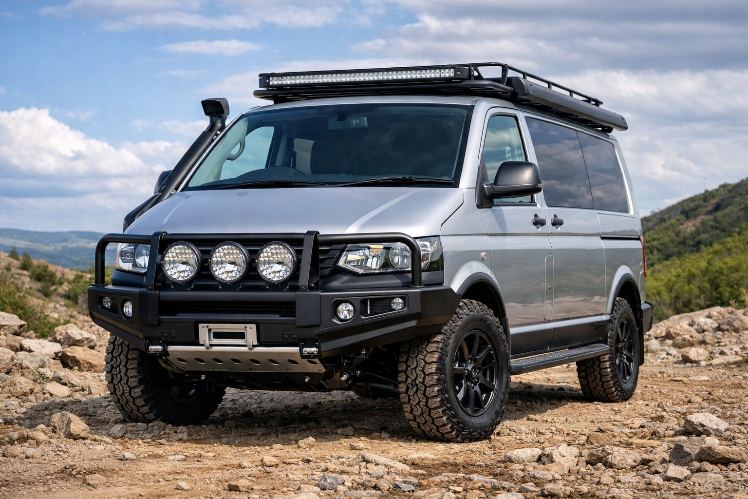 Co zamontować w Volkswagen T5 Transporter na trasę, kamienie i ochronę przodu