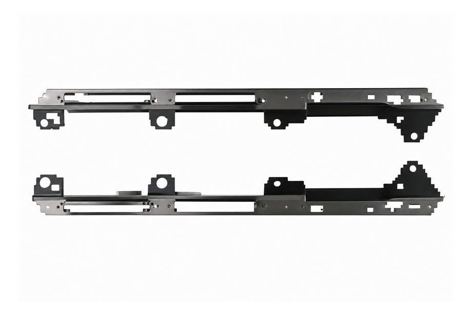Range Rover Sport 2014-2022 Wspornik błotnika (2014) Image