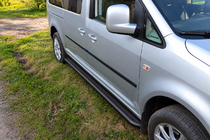 Volkswagen Caddy 2004-2010 Progi boczne Premium Black (2 szt., stal nierdzewna) zdjęcia 1