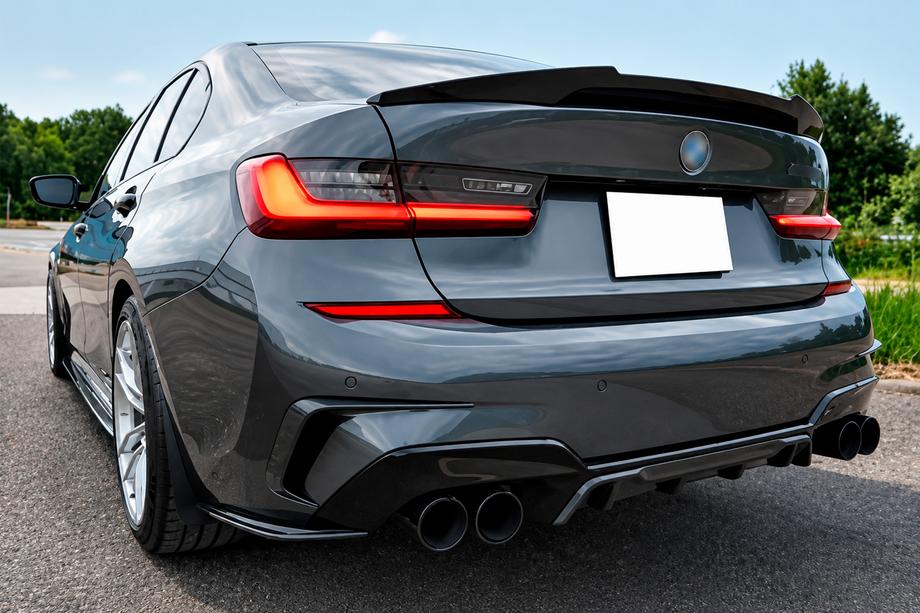 BMW 3 Series G20/G21 2018- Tylne nakładki FLAP DPT (do G20, czarny połysk) Image