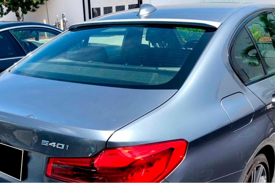BMW Seria 5 G30/G31 2017–2023 Górny spoiler DPT (do G30, czarny połysk) Image