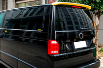 Volkswagen T5 Caravelle 2004-2010 Spoiler DPT (klapa bagażnika, czarny połysk) zdjęcia 1