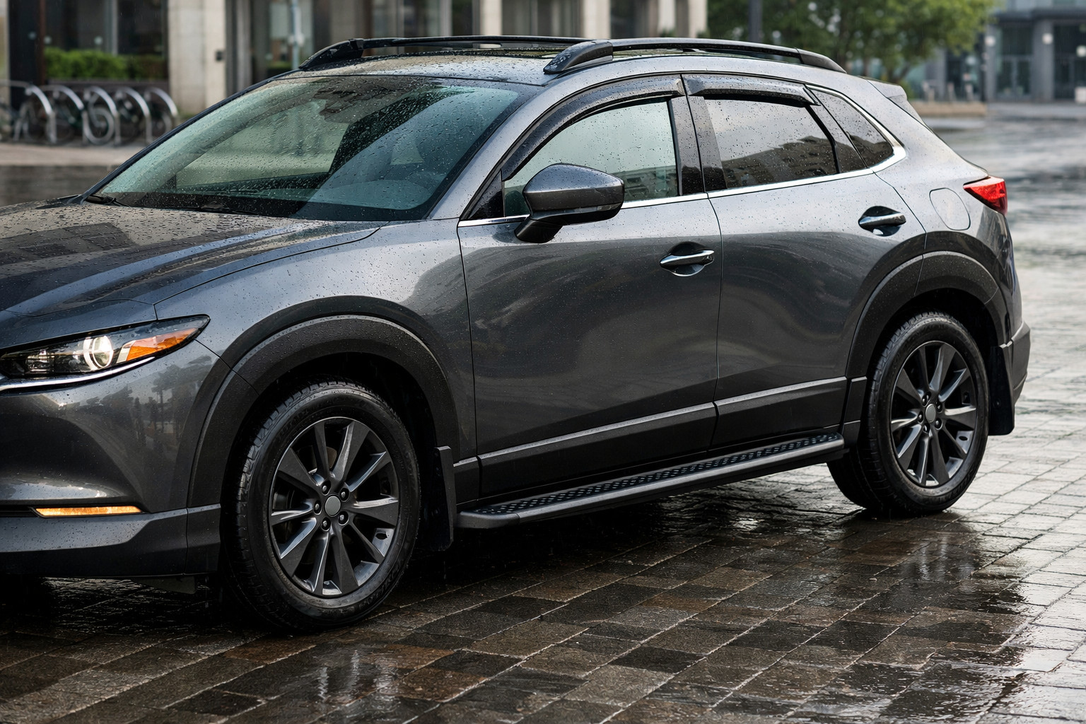 Pakiet modyfikacji Mazda CX-30 do miasta, deszczu i czystych progów