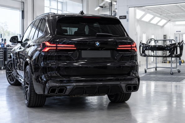 BMW X5 G05: body kit w stylu LCI (lift) – co założyć i ile to kosztuje