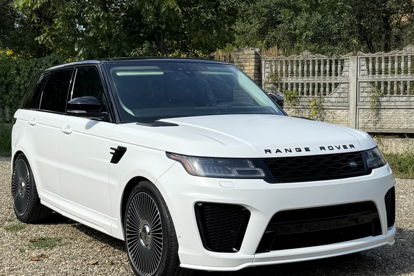 Range Rover Sport L494 2018–2022: montaż body kitu SVR – nasze realizacje Zdjęcie 21
