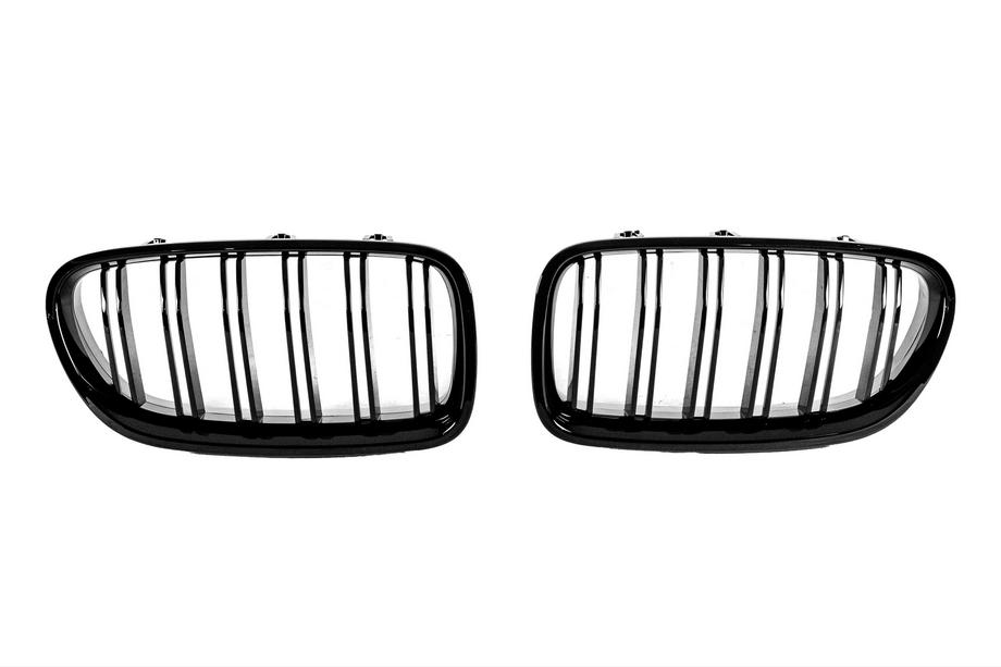 BMW 5 Series F10/F11 2010–2016 Wyprzedaż nerki M-Look (czarny połysk) Image
