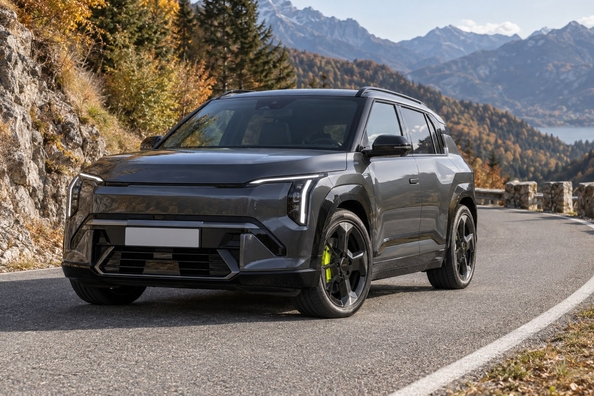 Kia EV3 GT, EV4 GT i EV5 GT: trzy sportowe elektryki Kia dla Europy — 292–306 KM, napęd AWD i do 537 km zasięgu Zdjęcie 2